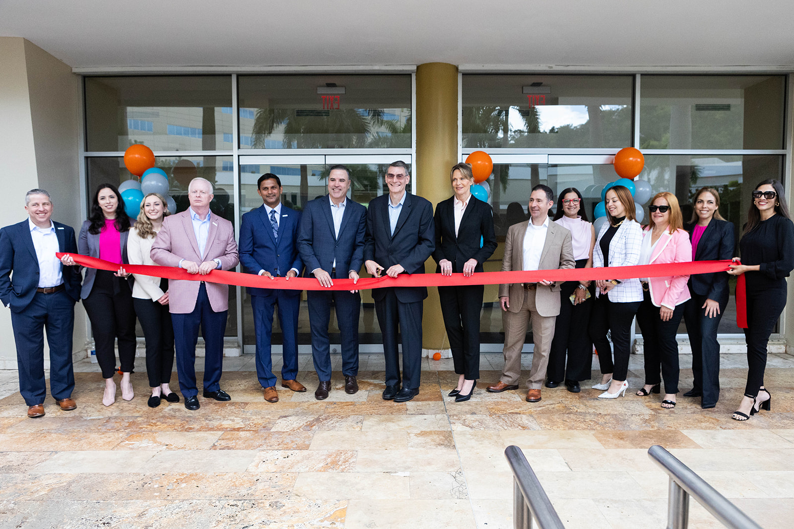 Healthmap Solutions Celebrates - Ribbon%20cutting%20outside